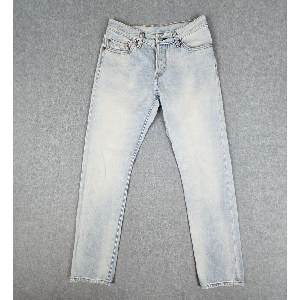 Levi's 501 Mens 28x31 Original Light Wash Button Fly Jeans - Picture 2 of 16